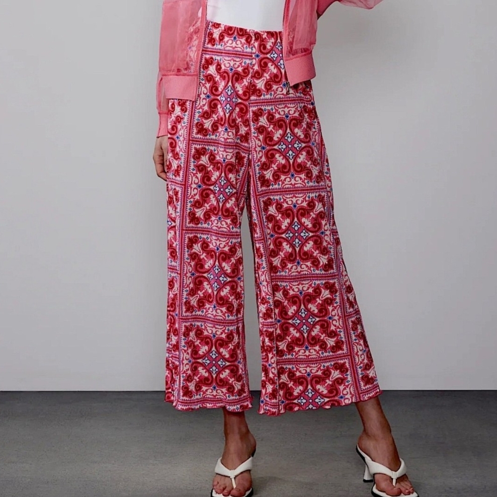 New York & Company Pink & White Scroll Wide Leg Pants NWT Beautiful